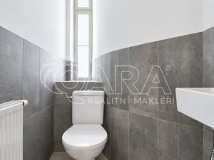 Pronájem bytu 2+1, Praha - Staré Město, Kaprova, 84 m2