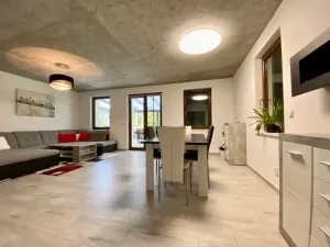 Prodej rodinného domu, Sloup v Čechách, Komenského, 145 m2
