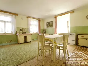 Prodej chalupy, Močovice, 168 m2