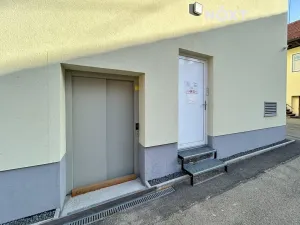 Pronájem skladu, České Budějovice, Novohradská, 445 m2