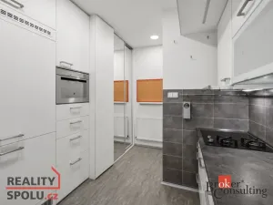 Prodej bytu 2+1, Praha - Bubeneč, V. P. Čkalova, 51 m2