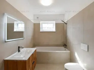 Prodej rodinného domu, Slaný, 156 m2