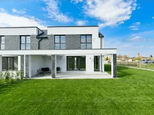 Prodej rodinného domu, Slaný, 156 m2