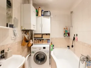 Pronájem bytu 2+1, Praha - Bubeneč, Korunovační, 70 m2