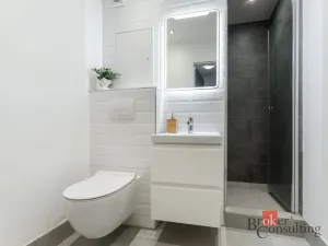 Pronájem bytu 2+kk, Praha - Hlubočepy, Lamačova, 32 m2