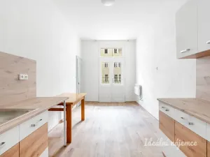 Pronájem bytu 3+1, Praha - Smíchov, Na bělidle, 98 m2