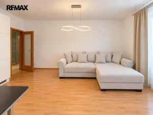 Pronájem bytu 2+kk, Praha - Letňany, Miroslava Hajna, 63 m2