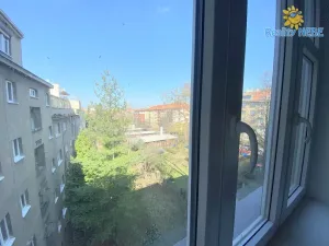 Pronájem bytu 1+kk, Praha - Nusle, Na Veselí, 30 m2