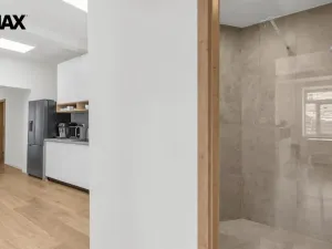 Prodej kanceláře, Třebíč - Stařečka, Sucheniova, 410 m2