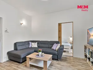 Prodej bytu 3+1, Nový Bor - Arnultovice, Gen. Svobody, 74 m2