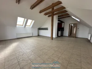Pronájem bytu 3+1, Znojmo, Na Bojišti, 130 m2