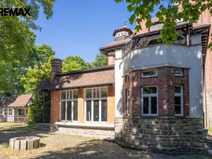 Prodej ubytování, Karlovy Vary, Sovova stezka, 1500 m2