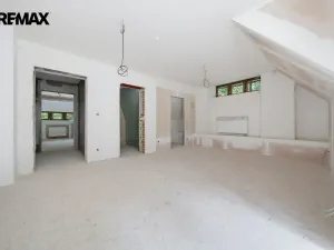 Prodej ubytování, Karlovy Vary, Sovova stezka, 1500 m2