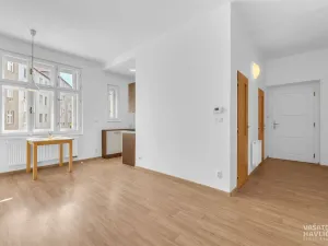 Pronájem bytu 2+kk, Hradec Králové, Škroupova, 49 m2