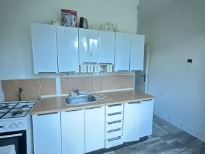 Prodej bytu 2+1, Sokolov, Heyrovského, 54 m2