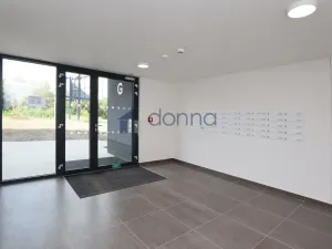 Pronájem bytu 1+kk, Praha - Háje, Výstavní, 39 m2