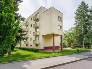 Pronájem bytu 2+1, Hradec Králové, Labská kotlina, 55 m2