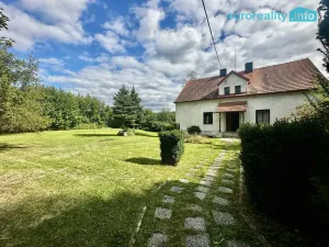 Prodej rodinného domu, Sadov - Lesov, 250 m2