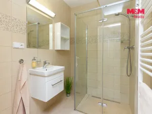 Prodej činžovního domu, Dříteč, 244 m2