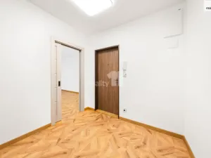 Prodej bytu 2+kk, Poděbrady - Poděbrady III, Kunštátská, 44 m2
