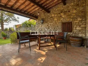 Prodej výrobních prostor, Castellina in Chianti, Itálie, 1130 m2