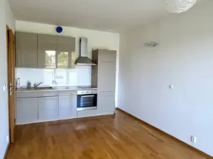 Pronájem bytu 2+kk, Praha - Řeporyje, Kakosova