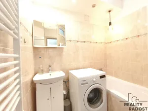 Pronájem bytu 2+1, Holešov, Třešňové sady, 56 m2