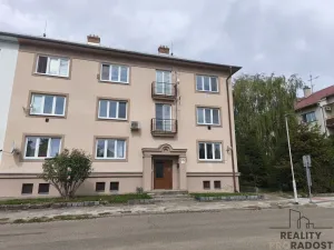 Pronájem bytu 2+1, Holešov, Třešňové sady, 56 m2
