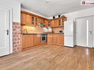 Prodej bytu 5+1, Ostrov, Lipová, 125 m2