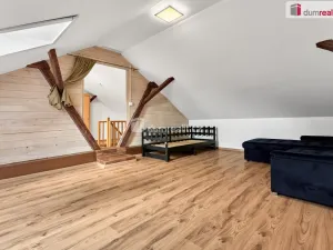Prodej bytu 5+1, Ostrov, Lipová, 125 m2