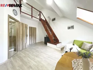 Prodej ubytování, Volary, K. V. Raise, 392 m2