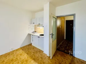 Pronájem bytu 1+kk, Praha - Modřany, Jordana Jovkova, 29 m2
