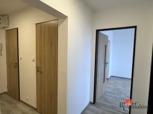 Pronájem bytu 2+kk, Praha - Řepy, Zrzavého, 54 m2