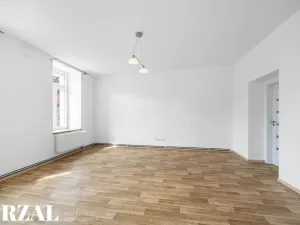 Prodej bytu 3+1, Přeštice, Nepomucká, 76 m2