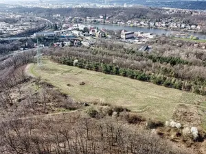 Pronájem louky, Praha - Kyje, 12685 m2