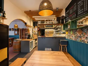 Pronájem restaurace, Olomouc - Povel, Tolstého, 64 m2