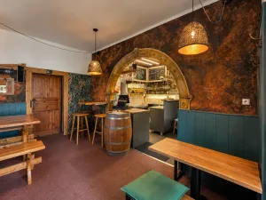 Pronájem restaurace, Olomouc - Povel, Tolstého, 64 m2