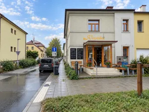 Pronájem restaurace, Olomouc - Povel, Tolstého, 64 m2