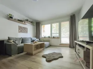 Prodej bytu 3+1, Zlín, Okružní, 67 m2