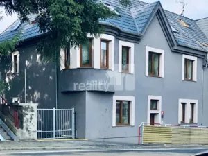 Prodej bytu 1+kk, Praha - Hrdlořezy, Českobrodská, 24 m2