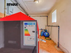 Prodej rodinného domu, Pernarec, 220 m2