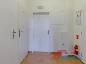 Pronájem ordinace, Slaný, Masarykovo náměstí, 69 m2