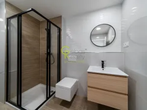 Pronájem bytu 1+kk, Praha - Kbely, Mladoboleslavská, 27 m2