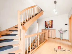 Prodej rodinného domu, Plzeň - Újezd, třída Vojtěcha Rojíka, 322 m2