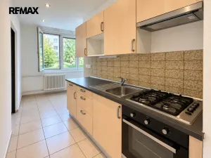 Prodej bytu 2+1, Praha - Kamýk, Vnoučkova, 62 m2