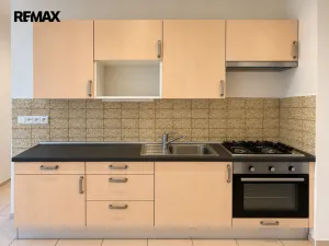 Prodej bytu 2+1, Praha - Kamýk, Vnoučkova, 62 m2