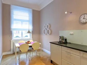 Pronájem bytu 3+1, Praha - Nové Město, Truhlářská, 119 m2