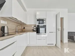Prodej bytu 2+kk, Pardubice, Na Spravedlnosti, 65 m2