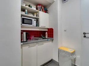 Pronájem obchodního prostoru, Praha - Dejvice, Jugoslávských partyzánů, 58 m2