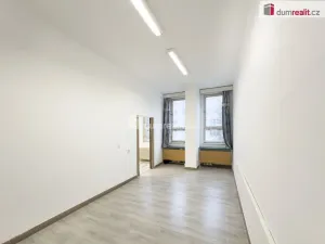 Pronájem obchodního prostoru, České Budějovice - České Budějovice 2, J. Opletala, 216 m2